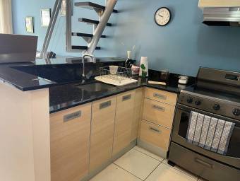 Se alquila apartamento en Santa Ana San José 26-83