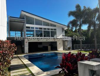 Se alquila casa en Brasil Santa Ana 26-1439