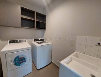 Se alquila apartamento en Brasil Santa Ana 26-1509