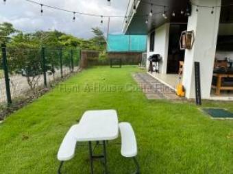 Alquiler de casa espectacular de 1 nivel con acabados premium #26-1880 GS