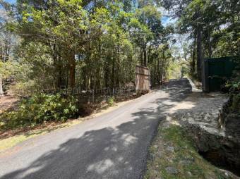Hermosa Propiedad de Montaña en Venta. Jardín de Dota MLS 26- 
