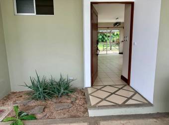 HERMOSA CASA EN SAN PABLO DE HEREDIA CON AMPLIO PATIO