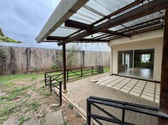 HERMOSA CASA EN SAN PABLO DE HEREDIA CON AMPLIO PATIO