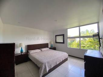 Alquiler de Apartamento Completamente Amoblado en Pozos de Santa Ana 26-1929