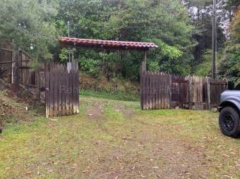 Hermosa Cabaña en Venta en Palo Verde de El Guarco, Cartago MLS 26-1774