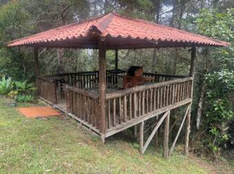 Hermosa Cabaña en Venta en Palo Verde de El Guarco, Cartago MLS 26-1774