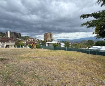 Lote de 800 m2 a la venta en condominio en Escazú