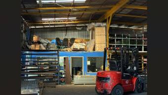 Terreno con Bodega Industrial en Heredia