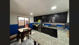 Terreno con Bodega Industrial en Heredia