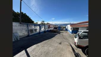 Terreno con Bodega Industrial en Heredia