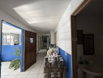 Terreno con Bodega Industrial en Heredia