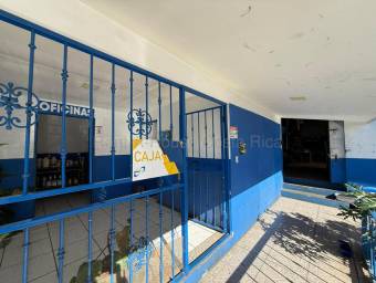 Terreno con Bodega Industrial en Heredia