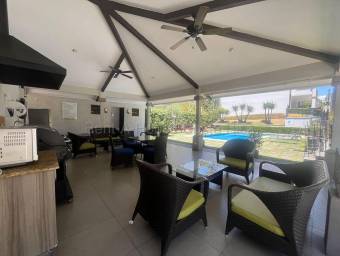 Casa en venta en condominio 3 habitaciones con terraza y amenidades premium #26-1600 GS