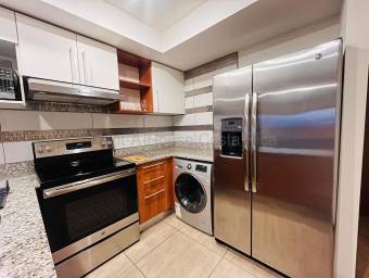 Se alquila apartamento en Catedral San José 26-1938
