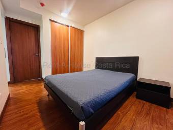 Se alquila apartamento en Catedral San José 26-1938