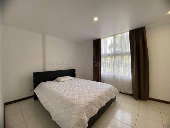Se vende apartamento en Pozos Santa Ana 26-1932