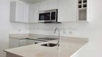 Se alquila apartamento en Tibás San José 26-1926