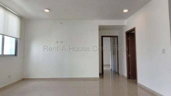Se alquila apartamento en Tibás San José 26-1926