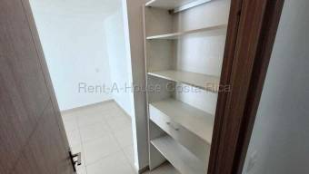 Se alquila apartamento en Tibás San José 26-1926