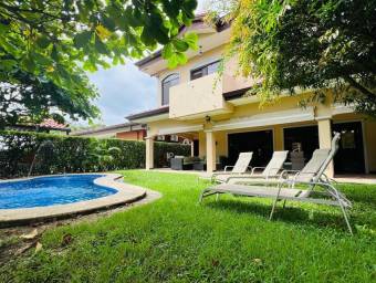 VENTA DE CASA DE PLAYA EN BEJUCO