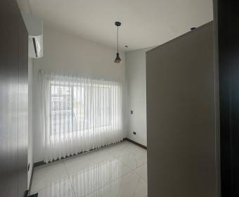 Casa moderna de una planta en venta en Condominio Las Mesetas dentro de Ciudad Hacienda Los Reyes