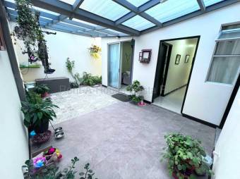 Venta de Casa en El Guarco-El Tejar. RAH 26-1922