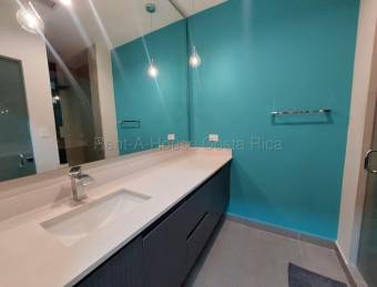 Se alquila apartamento en Santa Ana San José 26-1509