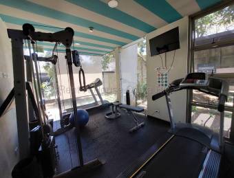 Se alquila apartamento en Santa Ana San José 26-1509