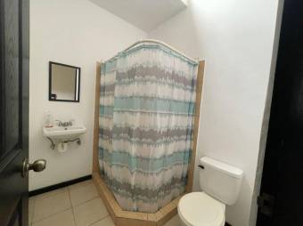 Venta de Casa en Garabito, Puntarenas. RAH 26-825