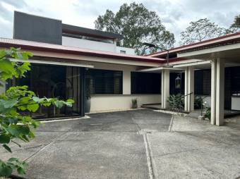 Venta de Casa en Garita de Alajuela. RAH 24-954