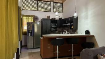 Venta de Casa en Garita de Alajuela. RAH 24-954