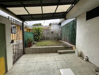 Venta de Casa  4 APTOS en Catedral, San José. RAH 26-1912 INVERSIÓN