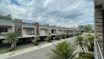 ALQUILER CASA RESIDENCIAL MORA COLON
