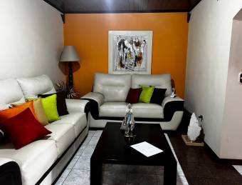 Se vende casa en San Francisco Heredia 26-620