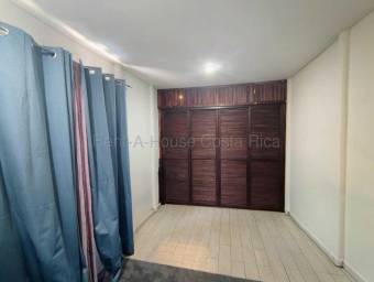 Casa en venta esquinera en Turrúcares con seguridad y 4 parqueos #26-1882 GS