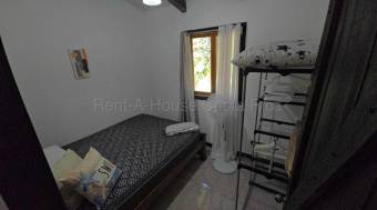 Casa en venta en Cahuita con piscina amplio terreno e ideal para Airbnb #26-1897 GS