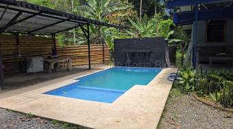 Casa en venta en Cahuita con piscina amplio terreno e ideal para Airbnb #26-1897 GS