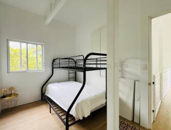 Venta quinta moderna con vista a montañas y gran terreno natural #26-1915 GS