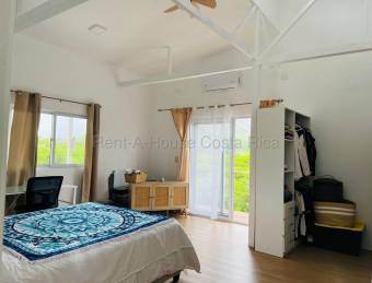 Venta quinta moderna con vista a montañas y gran terreno natural #26-1915 GS