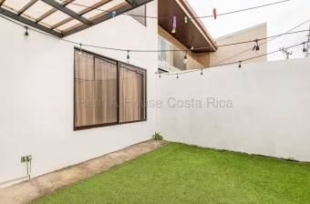 Alquiler de Apartamento Amueblado en Ulloa-Heredia. RAH 26-1799