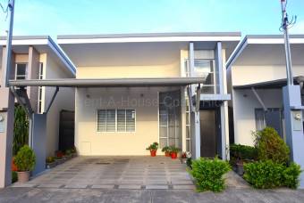 OPORTUNIDAD Venta de Casa Moderna en el Tejar de Cartago