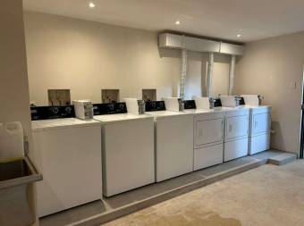 Se alquila apartamento en Escazú San José 26-1240