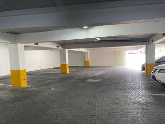 Alquiler Apartamento con Mezzanina y Vista a las Montañas #26-983 GS