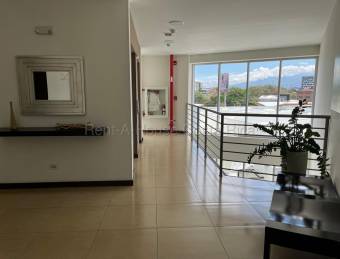Se alquila apartamento en Escazú San José 26-1705
