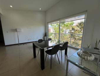 Se alquila apartamento en Escazú San José 26-1705