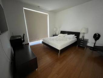Se alquila apartamento en Escazú San José 26-1705