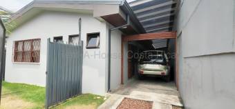 Venta de propiedad esquinera uso mixto e inversión #26-1876 GS