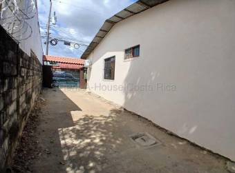 Venta de casa con amplio terreno e inversión estratégica #26-1910 GS