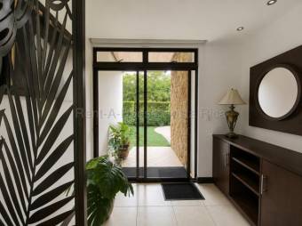 Venta de Apartamento en Río Oro-Santa Ana. RAH 26-1952
