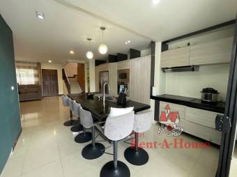 Venta de Casa en Condominio, San Rafael Arriba de Desamparados. RAH 26-1911